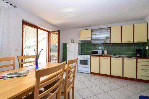 Apartments Marijan - With Terrace