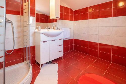 Hostal Apartmani Marko Dugova?a