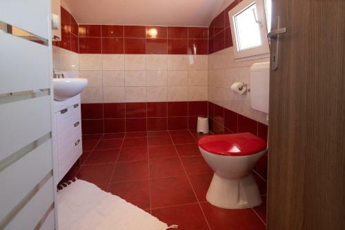 Hostal Apartmani Marko Dugova?a