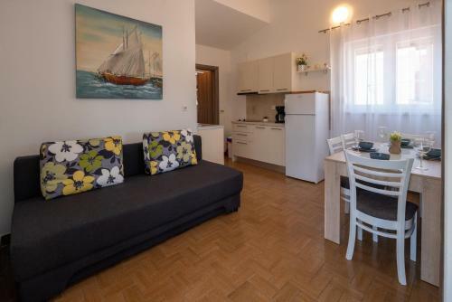 Hostal Apartmani Marko Dugova?a