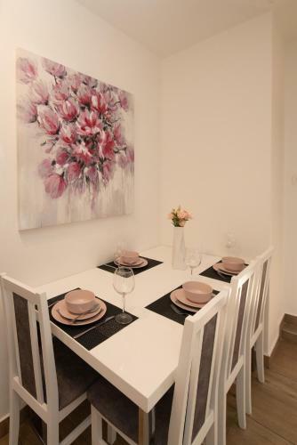 Hostal Apartmani Marko Dugova?a