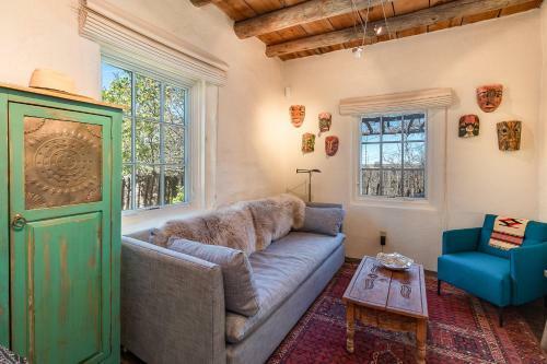 Artisan Adobe
