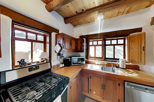 Llano Compound Unit 27