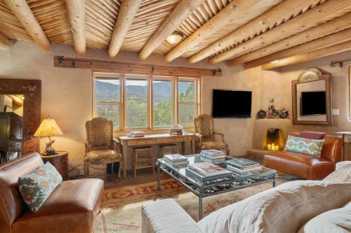 2bd Picacho Peak