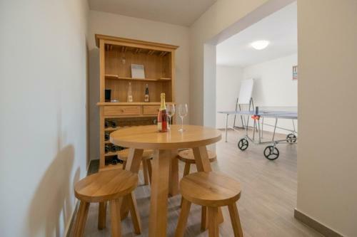 Luxury Villa Melita With Heated Pool