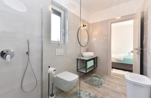 Villa Galizana 2111