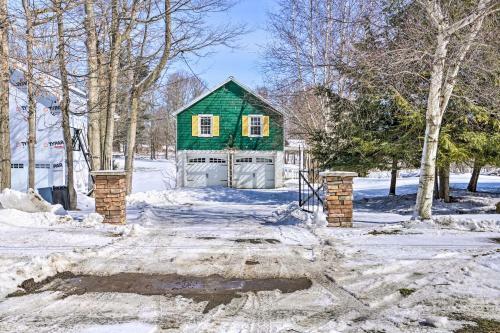 Mayville Getaway - Walk To Chautauqua Lake!
