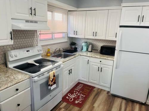 Apartamento Vee?s Nest- Cozy 3 Bedroom With Parking