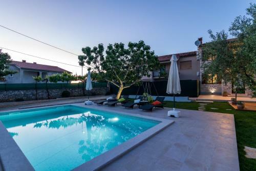Villa Pietra With Sea View
