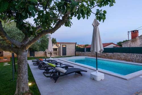 Villa Pietra With Sea View