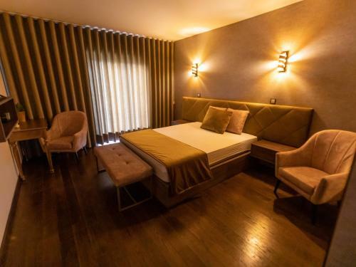 Bed & Breakfast Golden Mirror