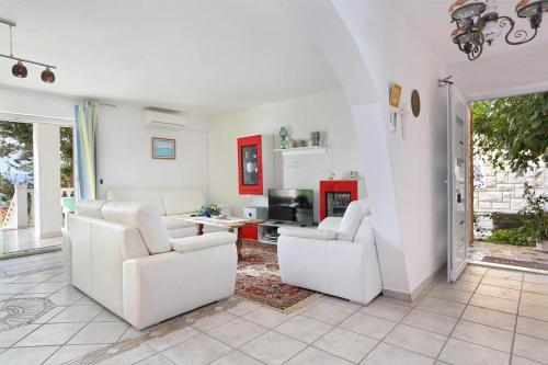 Apartments By The Sea Mali Rat, Omis - 18485