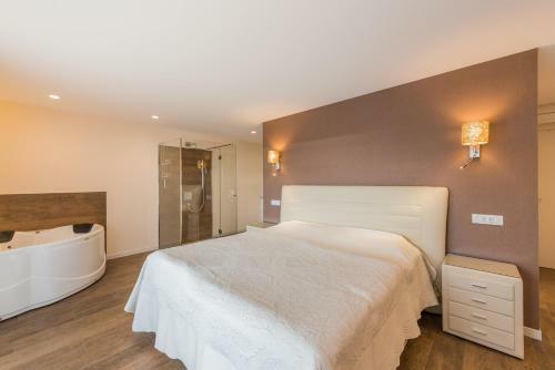 Apartment Tesi