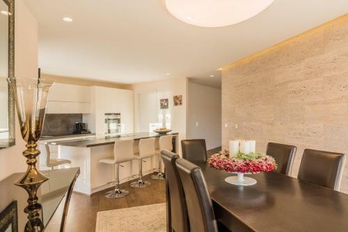 Apartment Tesi