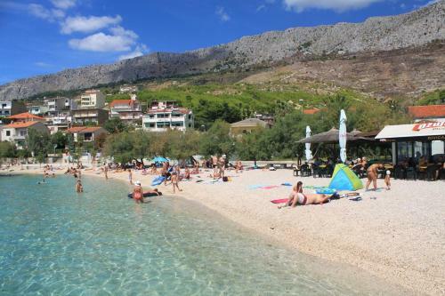 Apartments With A Parking Space Dugi Rat, Omis - 7481