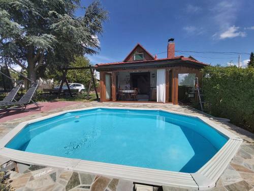 Pool Jacuzzi Dreams