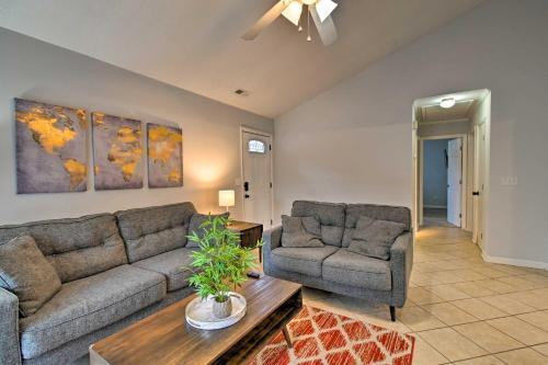 Pet-friendly Fayetteville Escape With Grill!