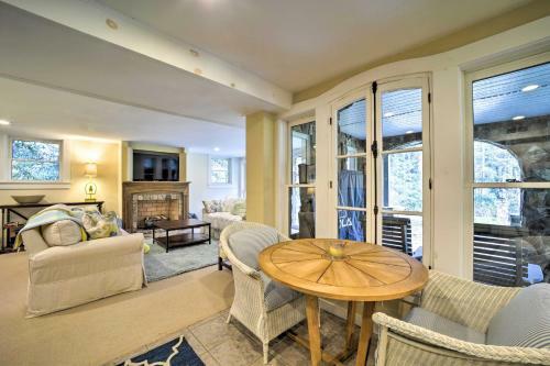 Family-friendly Highlands Home With Gas Grill!