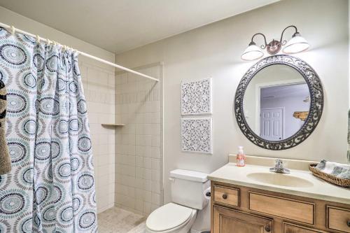 Mountain Getaway Home In A Resort Community!