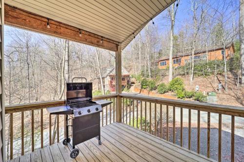 Mountain Getaway Home In A Resort Community!