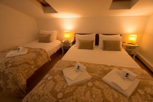 Hostal Lous� Varanda's House