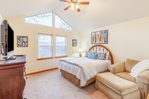 Tree Top Cabin