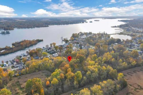 Spacious Buckeye Lake Home Private Boat Dock