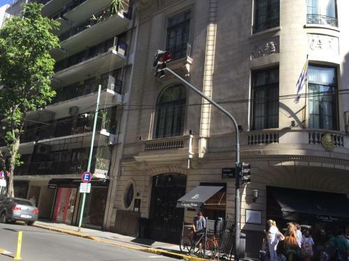 Apartment In Recoleta Buenos Aires Next To An Embassy