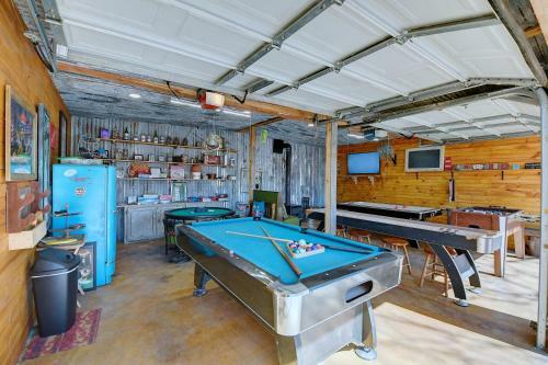 Fishing Getaway On Lake Texoma W/ Game Room