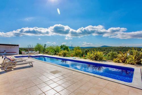 Good Life Luxury Villa Algarve Pool & Fruit Garden