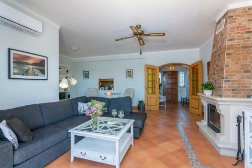 Villa Monte Alegrete Sanctuary