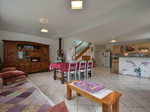 Holiday Home Des Pres Plouvara