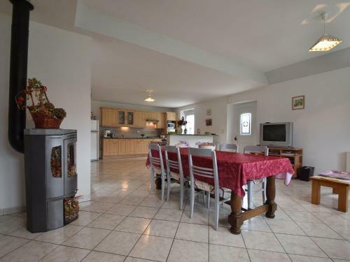 Holiday Home Des Pres Plouvara