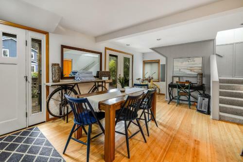 Hawk Creek Hideaway