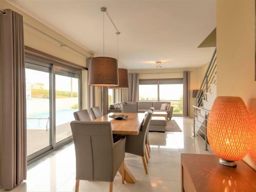 Modern Villa In Atalaia De Cima With Sea View