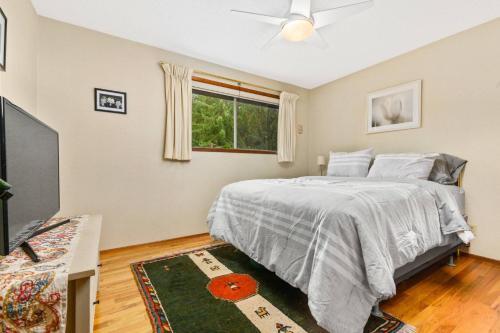 Raleigh Hills Retreat