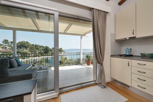 Beach House Blue Lagoon