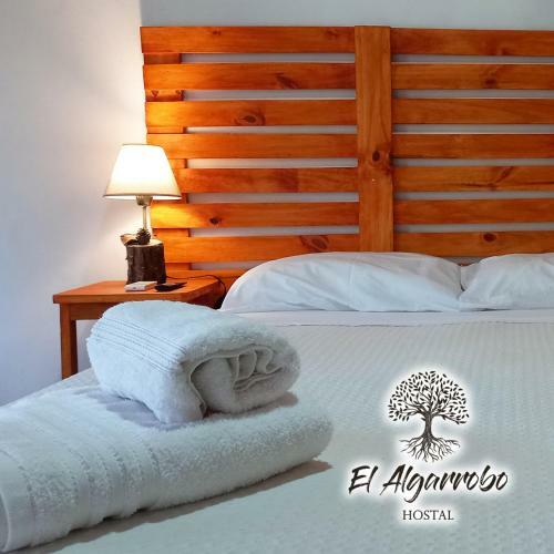 Hotel Hostal El Algarrobo