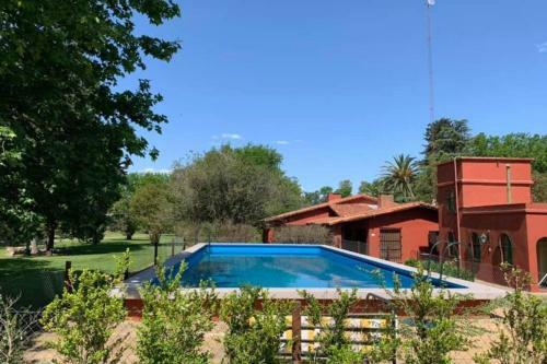 Finca De Areco, Casa De Campo C/ Pileta De Nataci�n