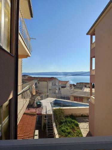 Beach Apartments With Pool