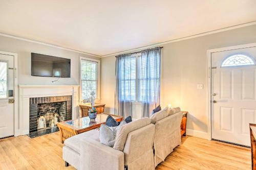 Family-friendly Columbia Home, 5 Mi To Usc!