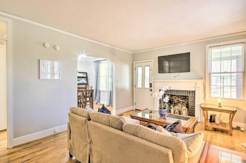 Family-friendly Columbia Home, 5 Mi To Usc!