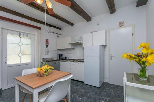 Apartments Porto Duce