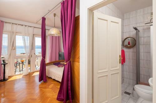 Golden View Apartment