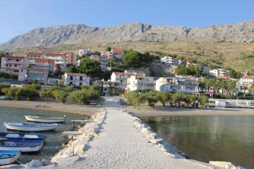 Apartment In Duce With Terrace, Air Conditioning, Wifi 5061-1