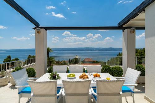 Seaview Villa Marija With Pool, Jacuzzi, Sauna