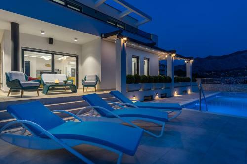 Seaview Villa Marija With Pool, Jacuzzi, Sauna
