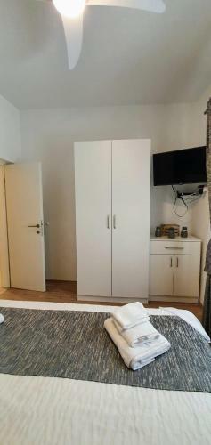 Duce Beach Apartments