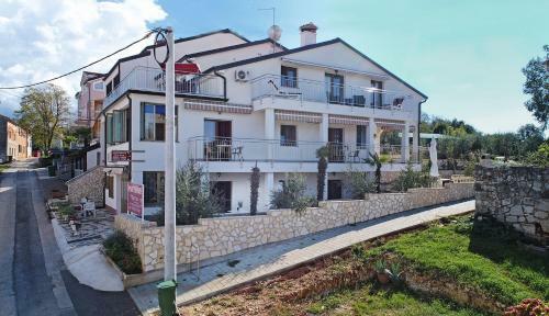 Apartments Nena