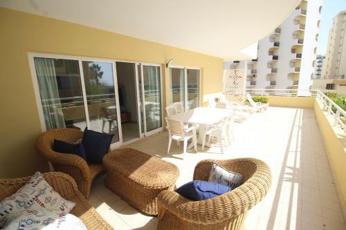 Apartamento T2 Rocha Sun Terrace